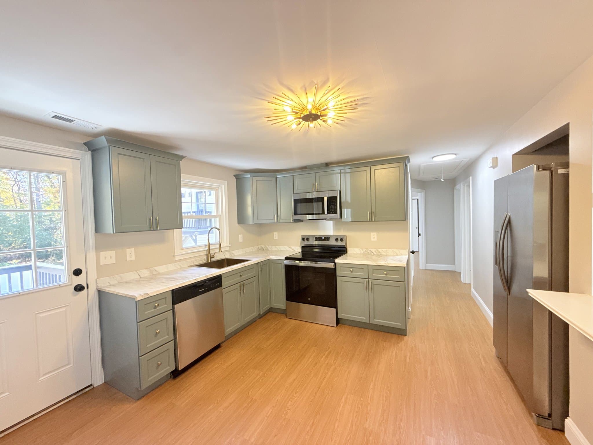 Shrewsbury Multiplex: 44 Topsfield Cir.