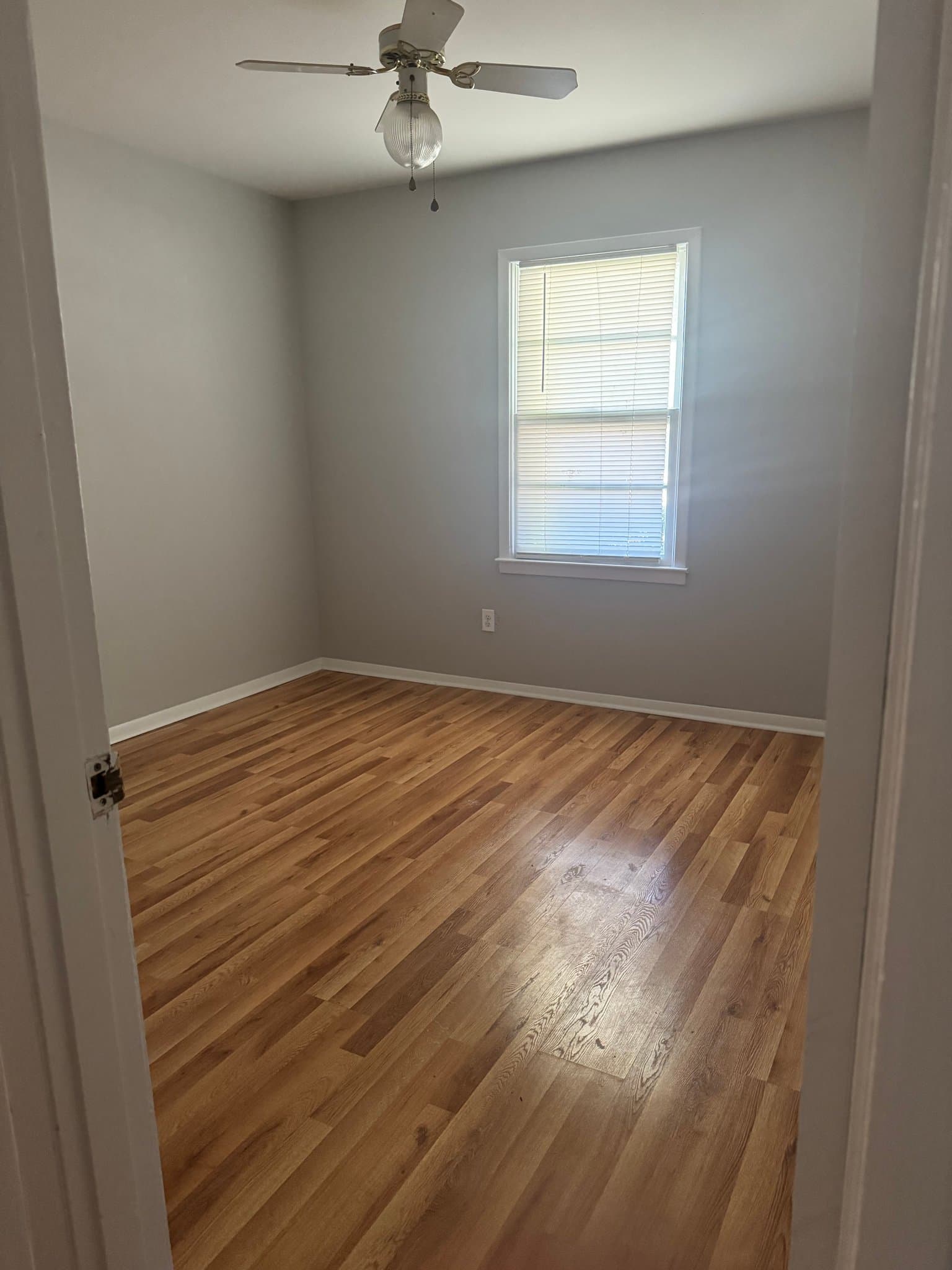 Warner Robins House: 102 Oklahoma Ave