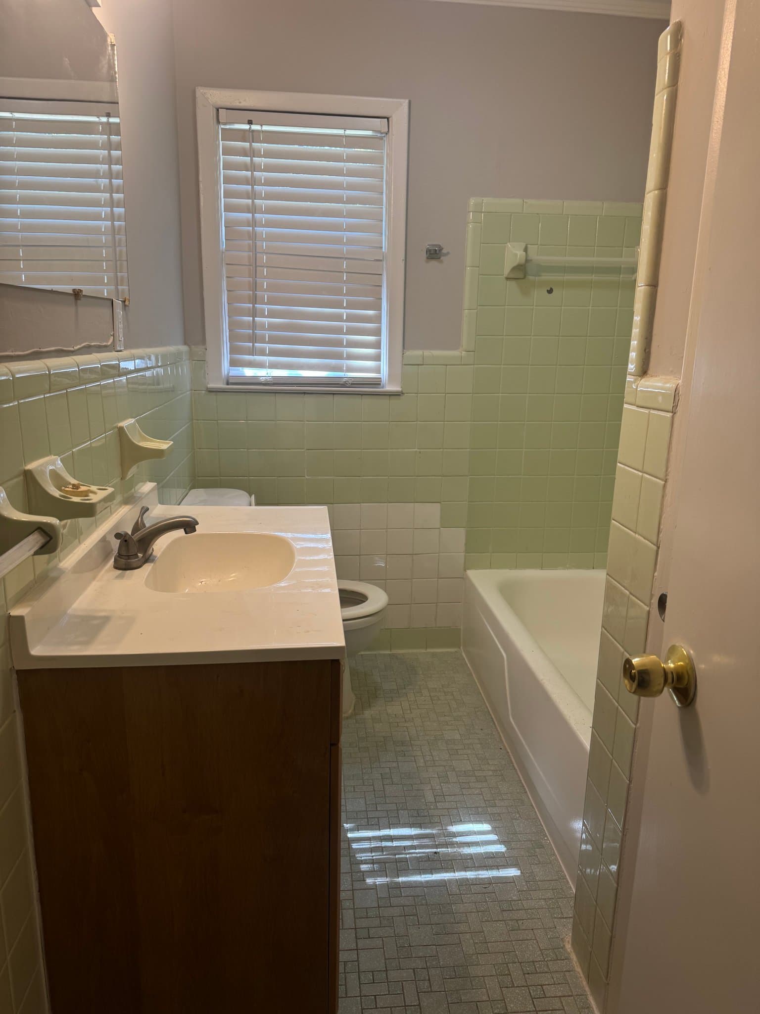 Warner Robins House: 102 Oklahoma Ave