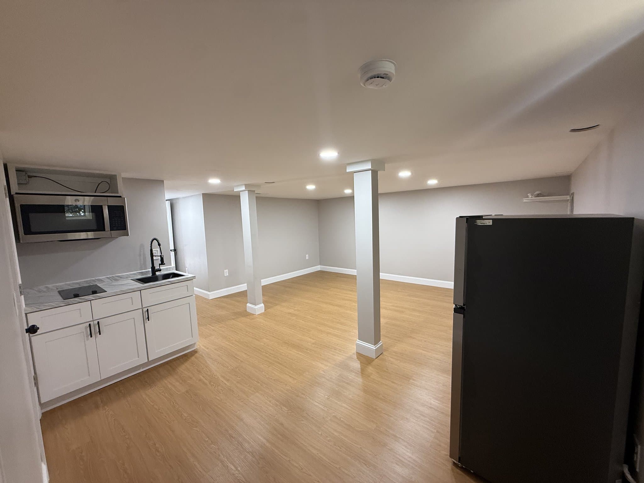 Shrewsbury Multiplex: 44 Topsfield Cir.
