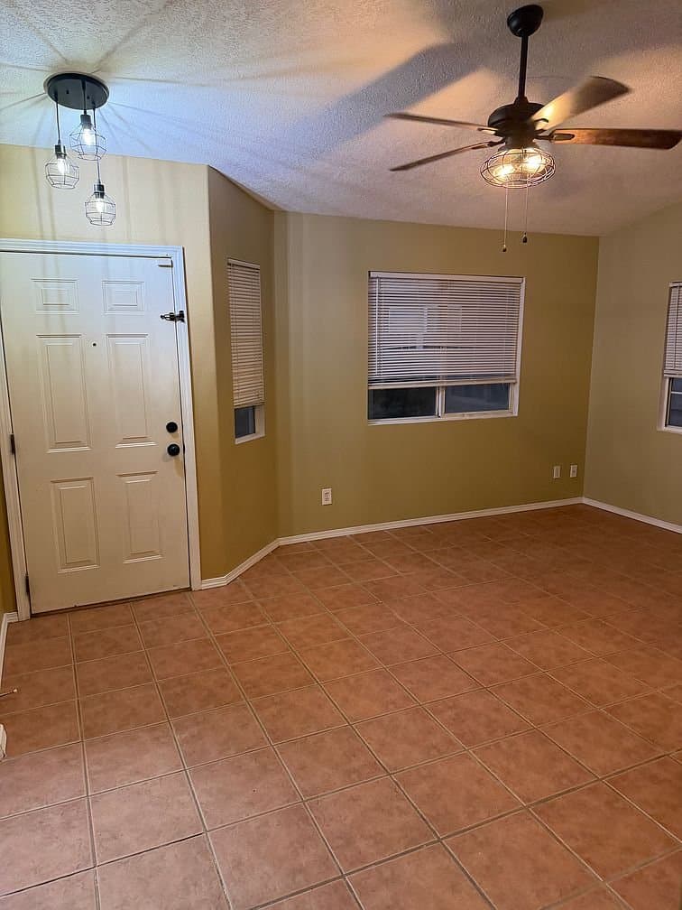 Albuquerque House: 10219 Round Up Pl SW