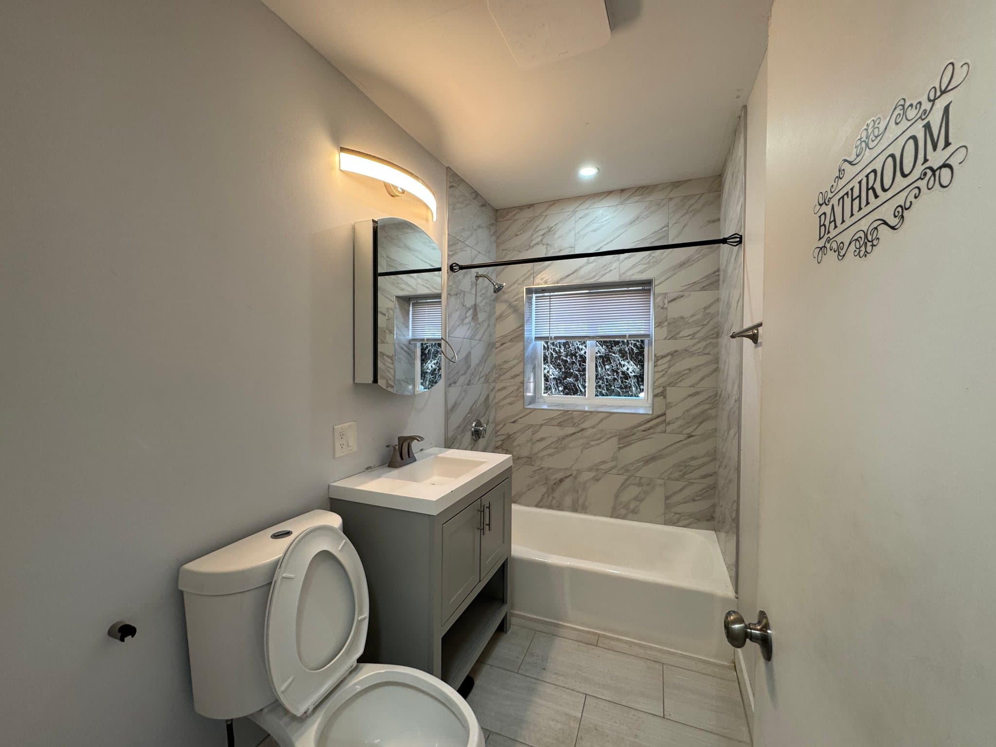 Framigham Apartment: 77 Arlighton st