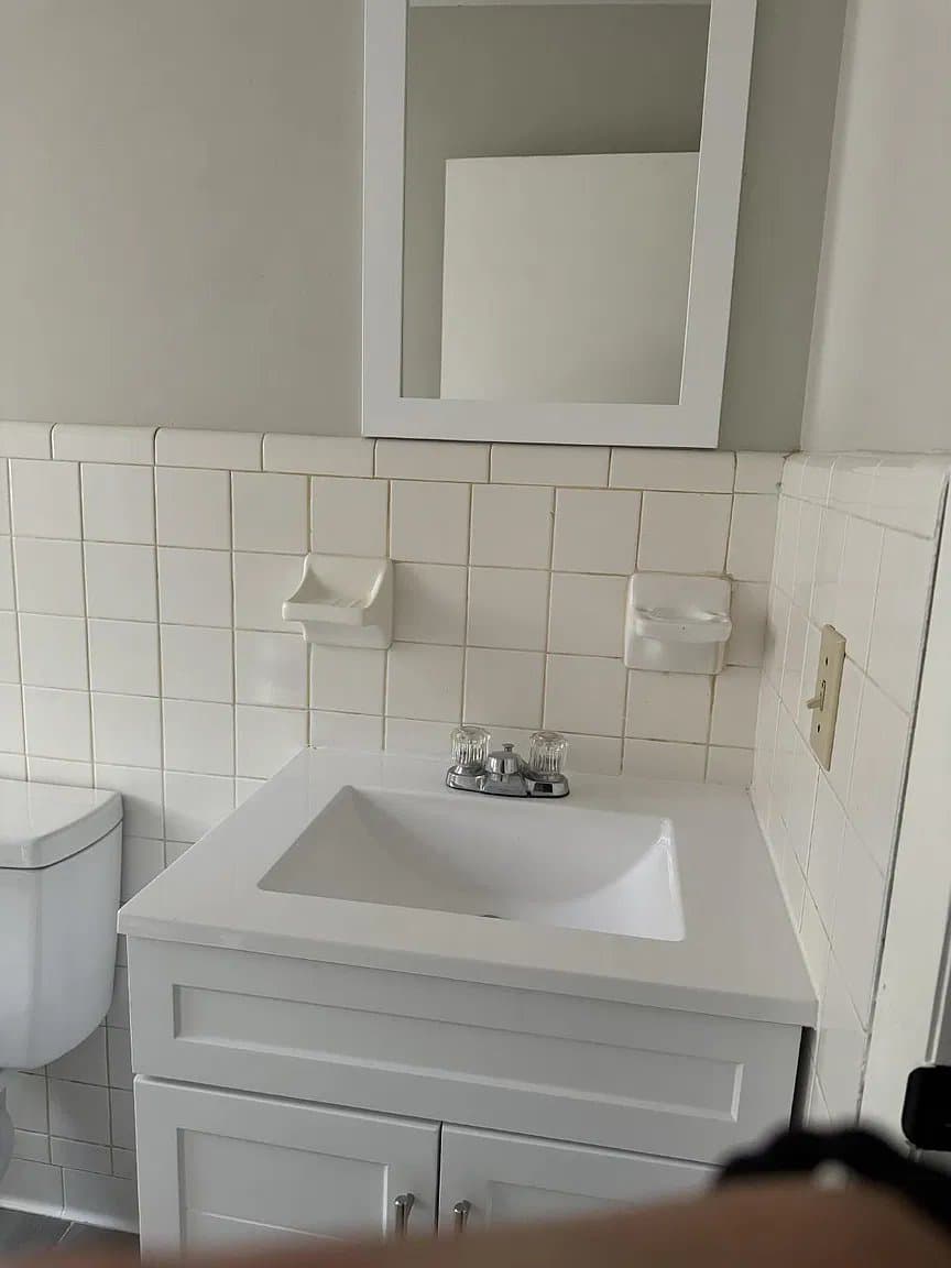 Forest City Apartment: 144 Nottingham Dr