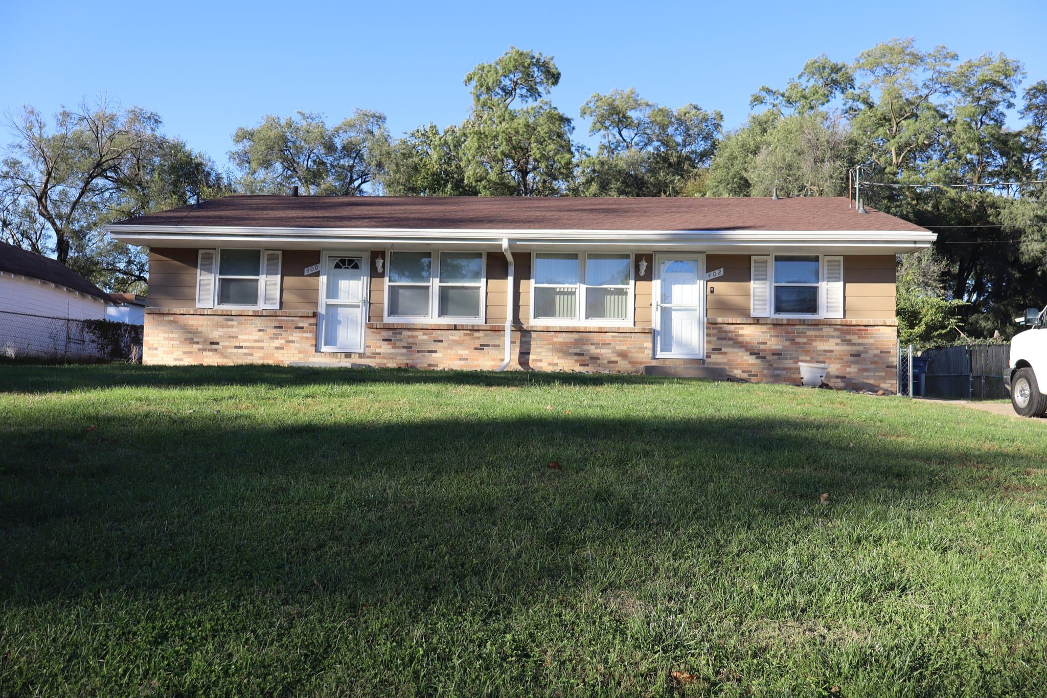 Des Moines House: 402 E Watrous Ave