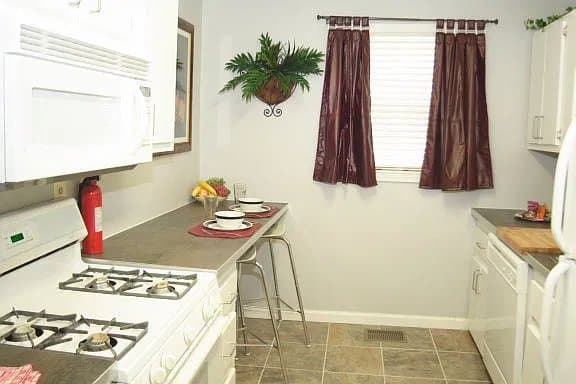 Atlanta Single Room: 110 Ozone St SW