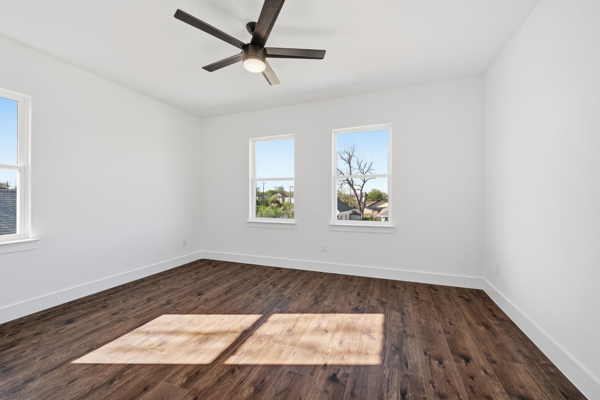 Fort Worth House: 1104 E Annie St