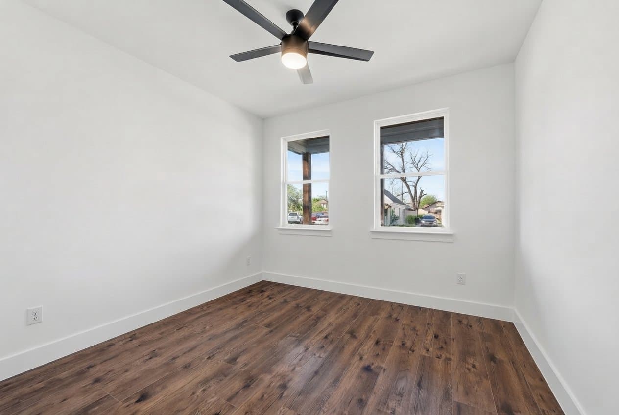 Fort Worth House: 1104 E Annie St