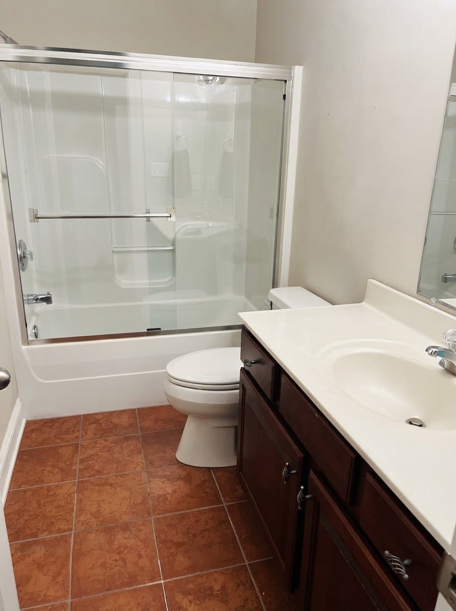 Crownsville House: 764 N Riverside Dr