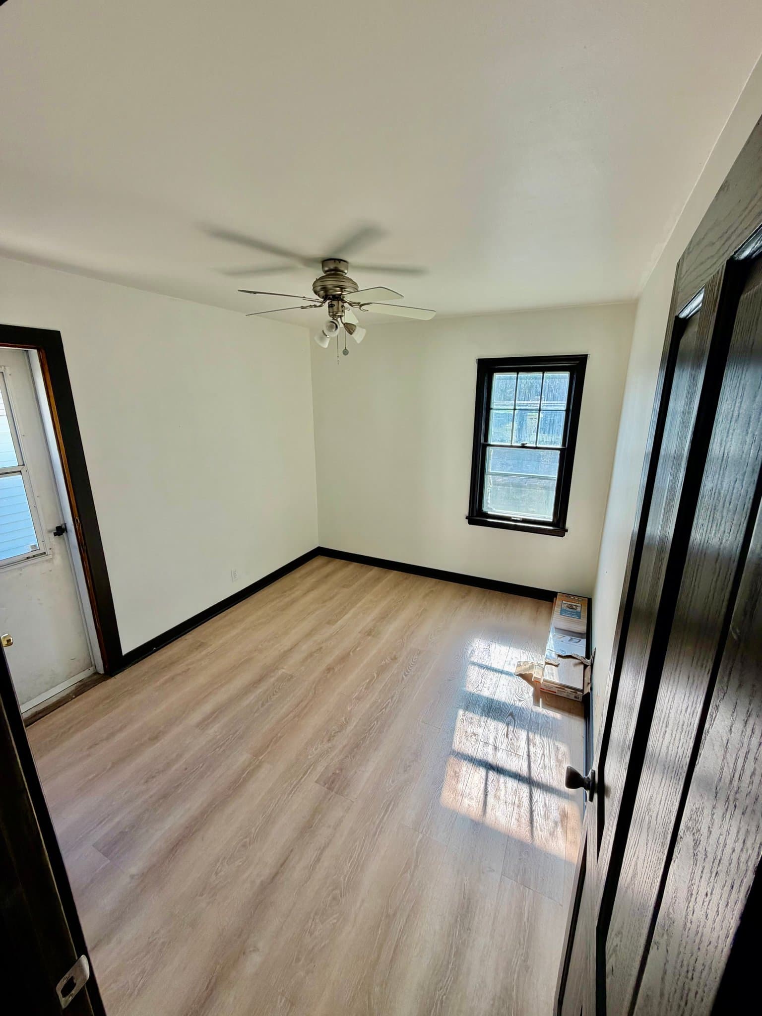 Benson House: 602 12th St N