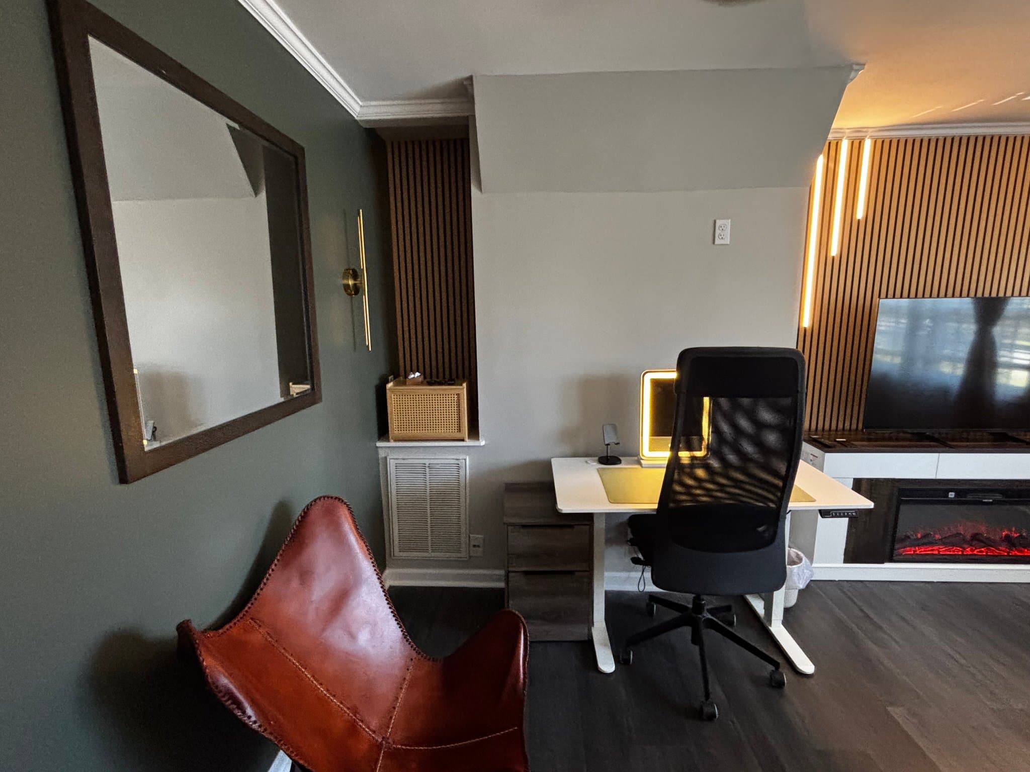 Fayetteville Single Room: 1056 Christina St