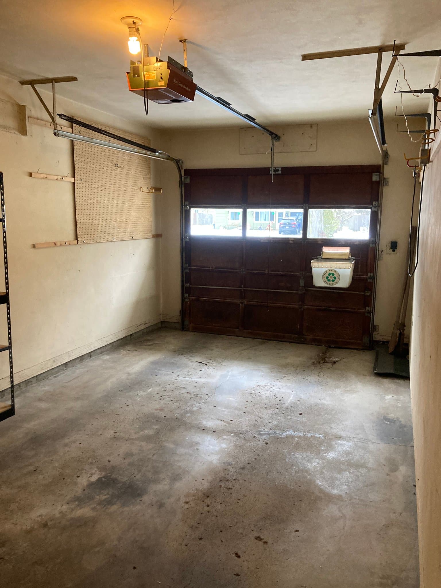 Columbus House: 2401 Bristol Rd