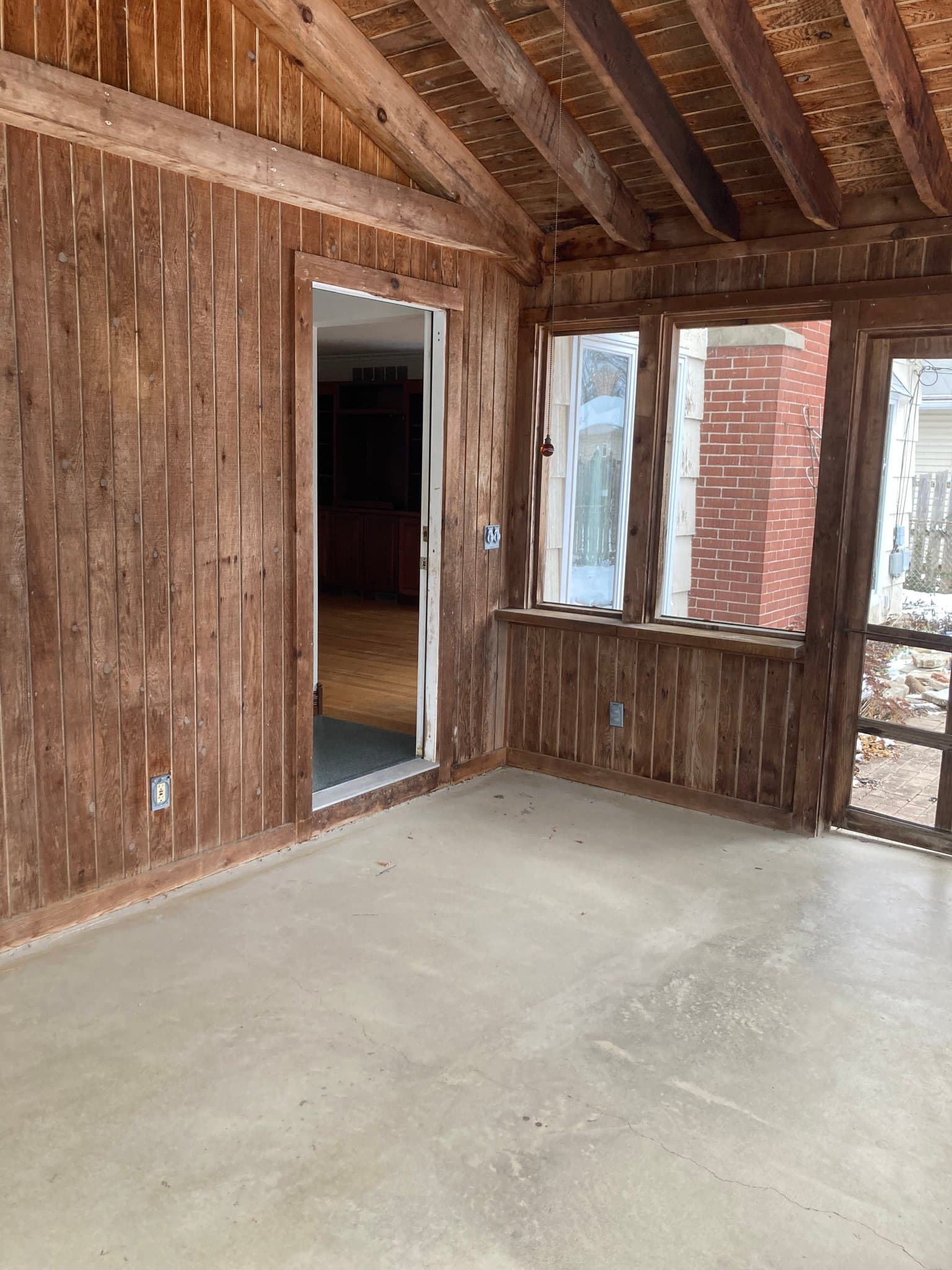 Columbus House: 2401 Bristol Rd