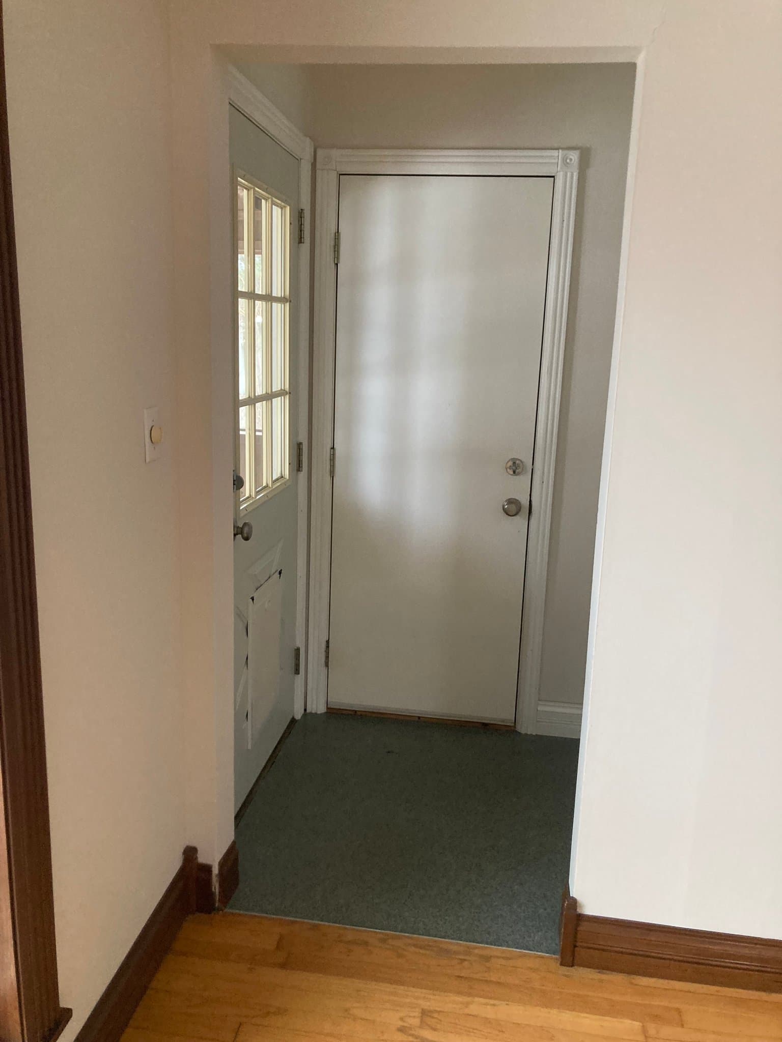 Columbus House: 2401 Bristol Rd