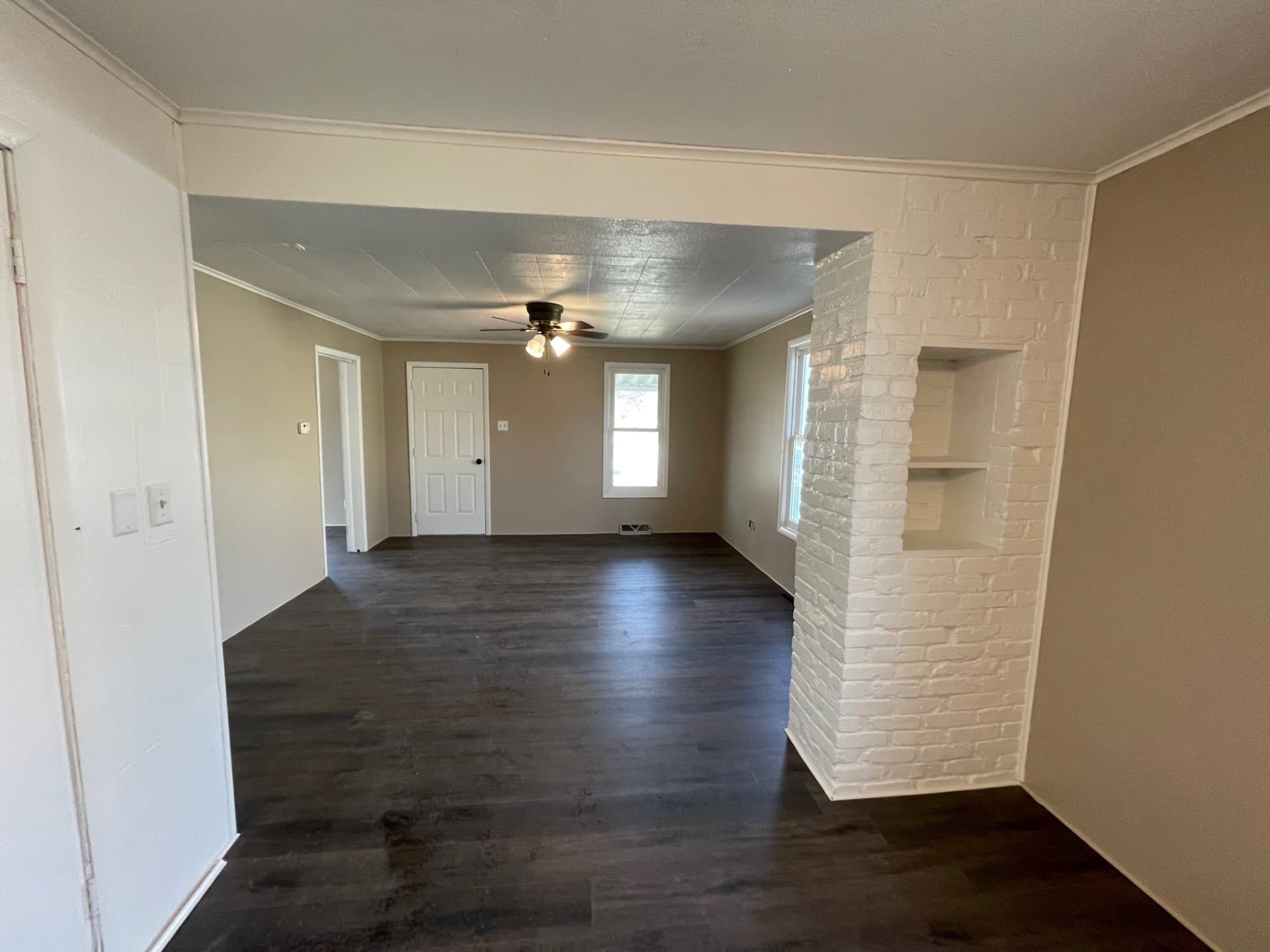 Virden House: 434 S Church St