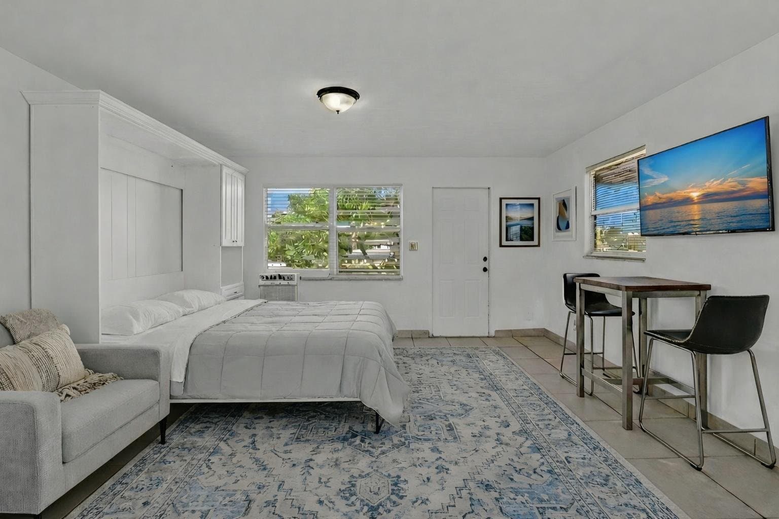 Hollywood Condo: 2417 N 19th Ave