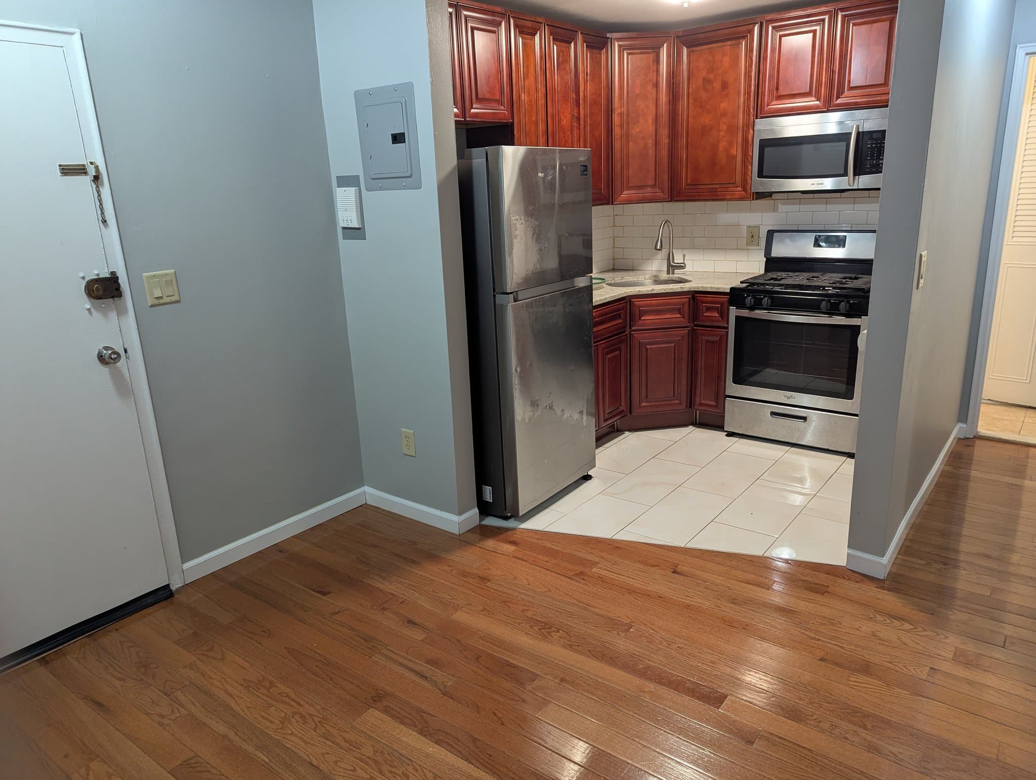 Union City Condo: 120 32nd St