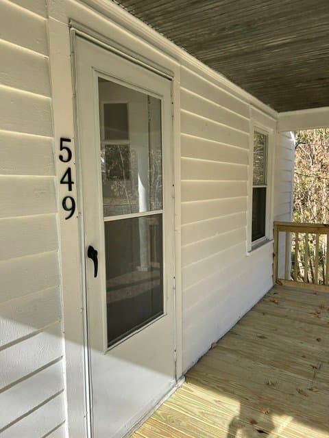 Bennington House: 549 South St