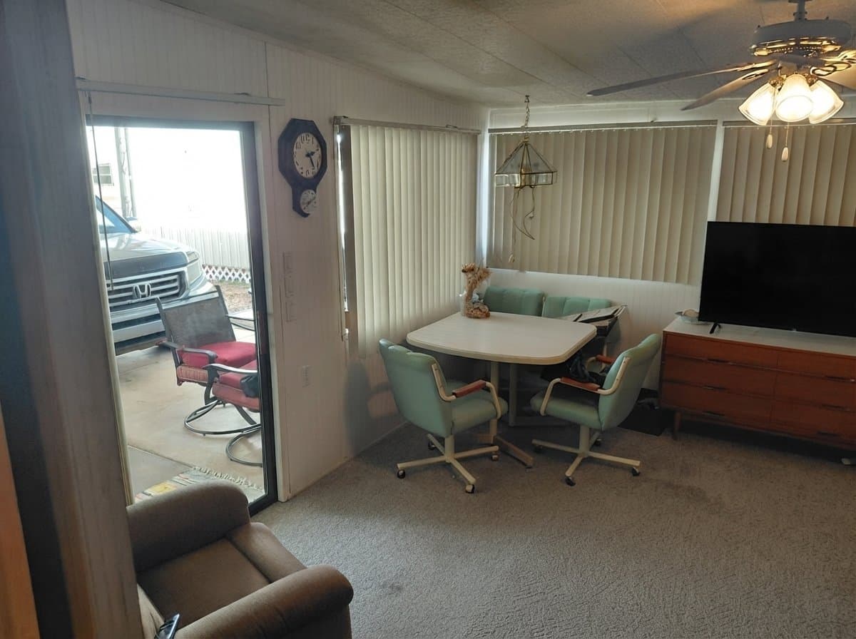 Apache Junction House: 600 S Idaho Rd