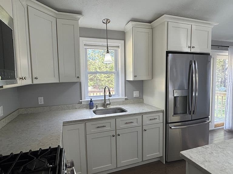 Fremont House: 105 Whittier Dr