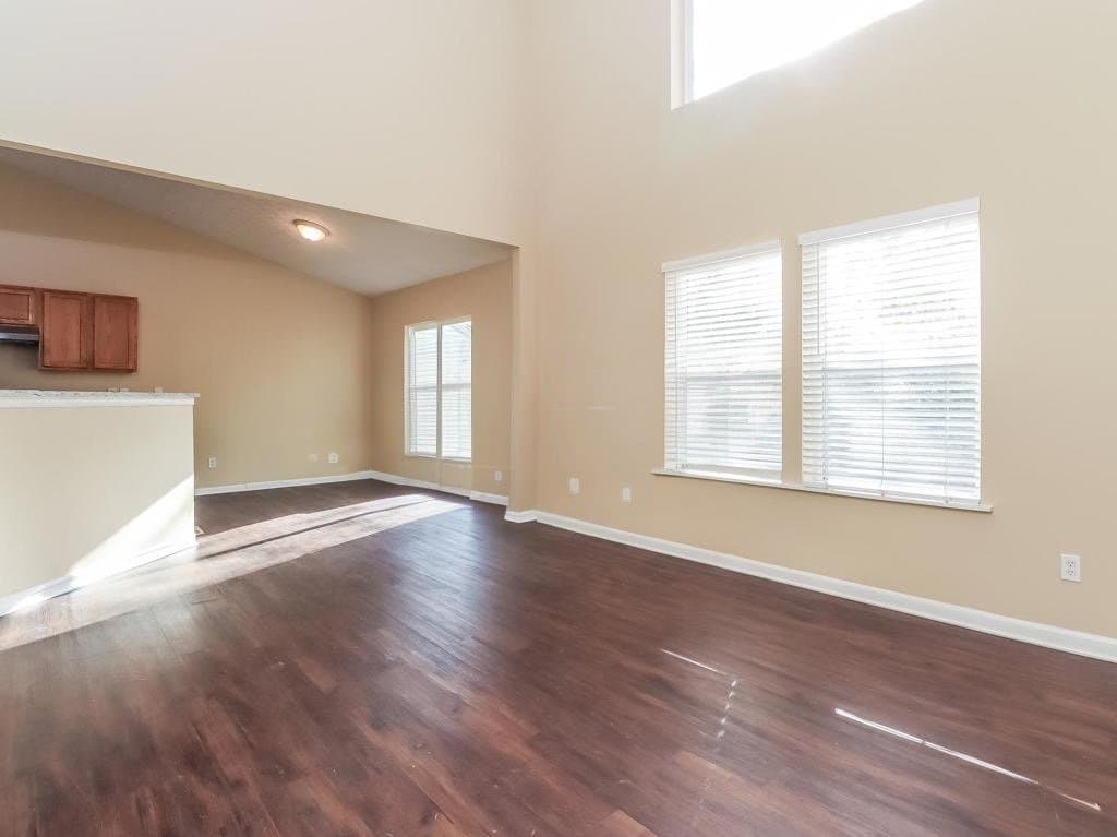 Galloway House: 1630 Ringfield Dr