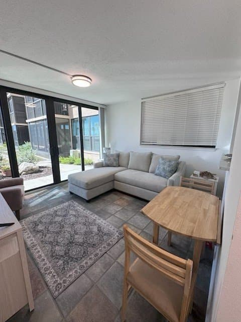 Redington Shores Condo: 17580 Gulf Blvd