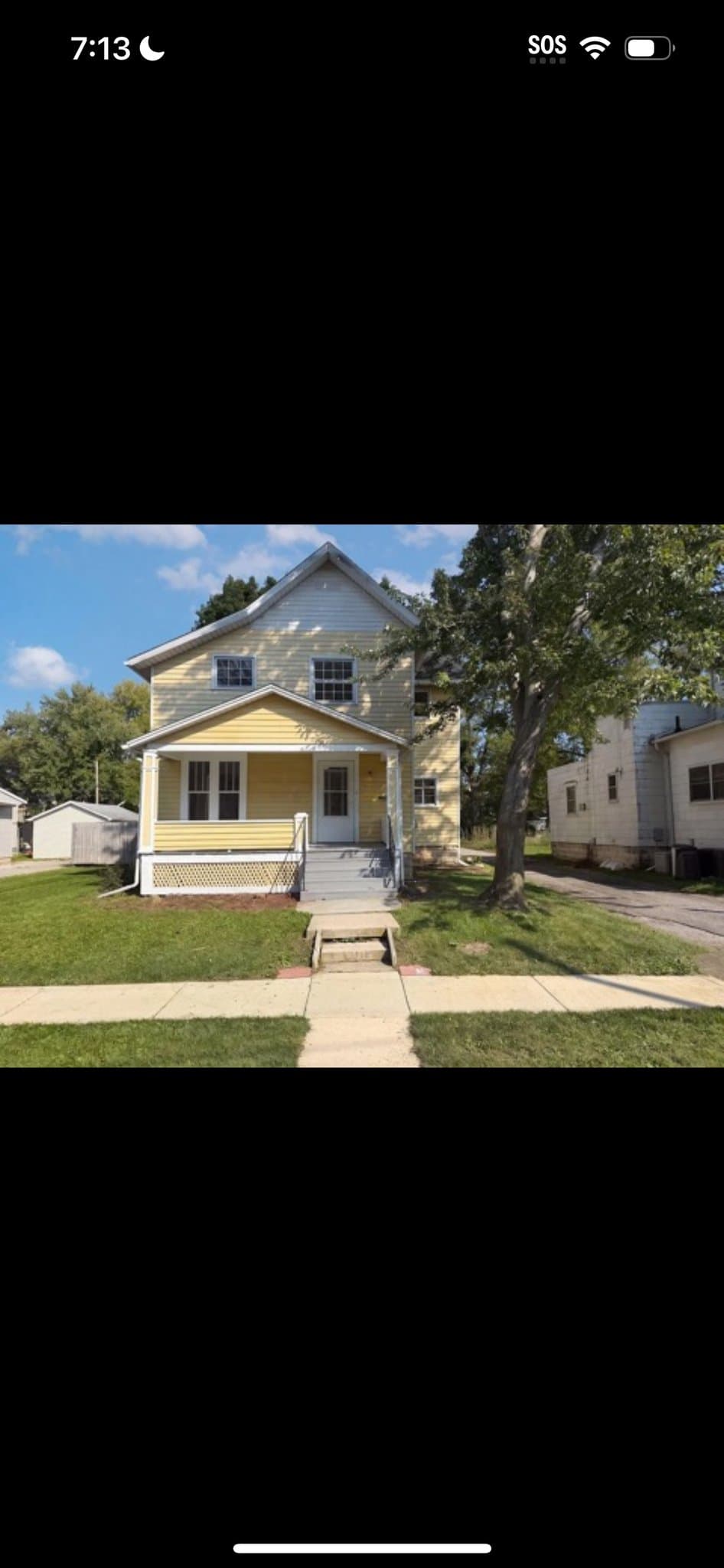 Marion House: 320 S High St