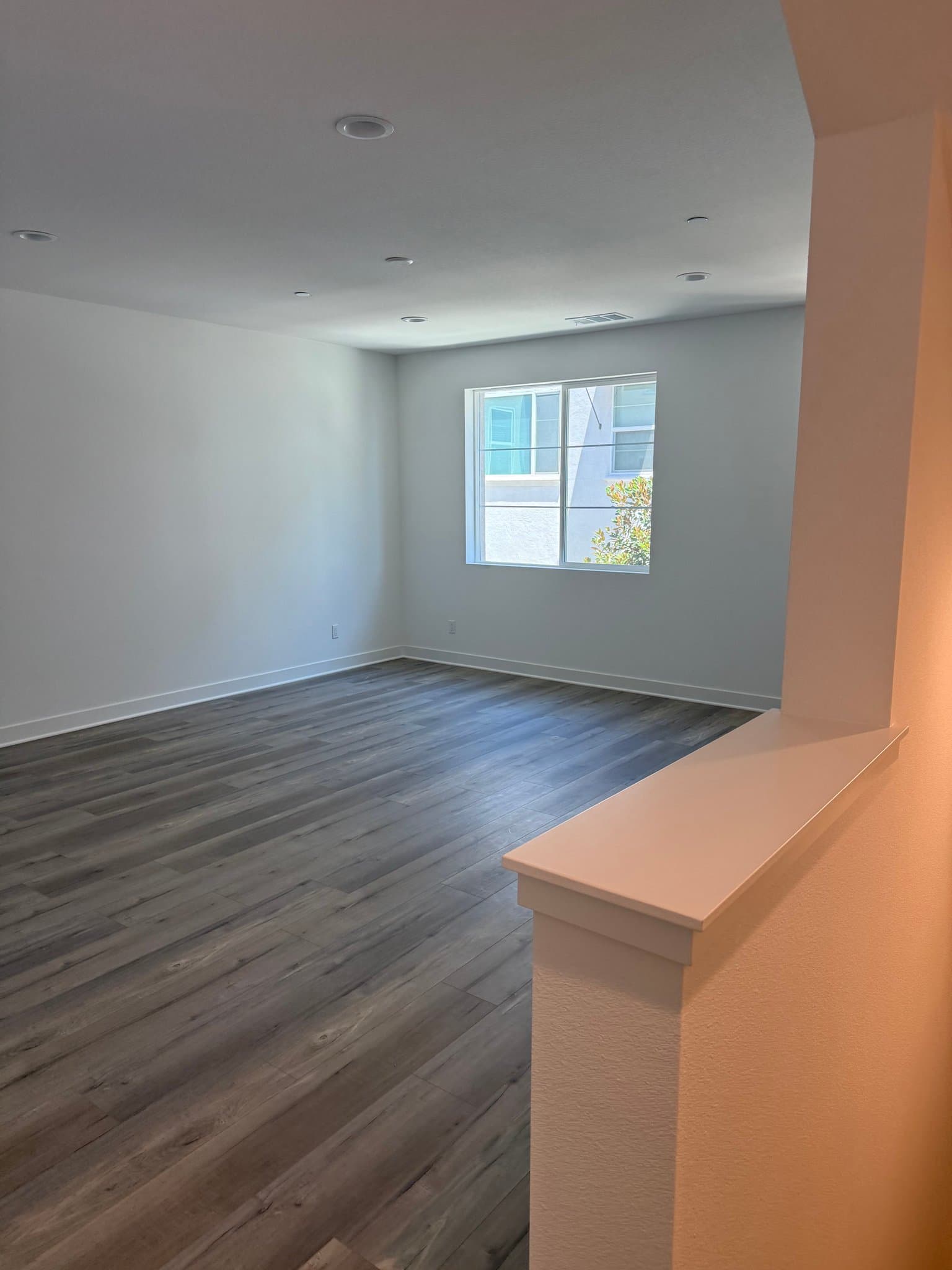 Escondido Townhome: 2216 S. Ava Glen
