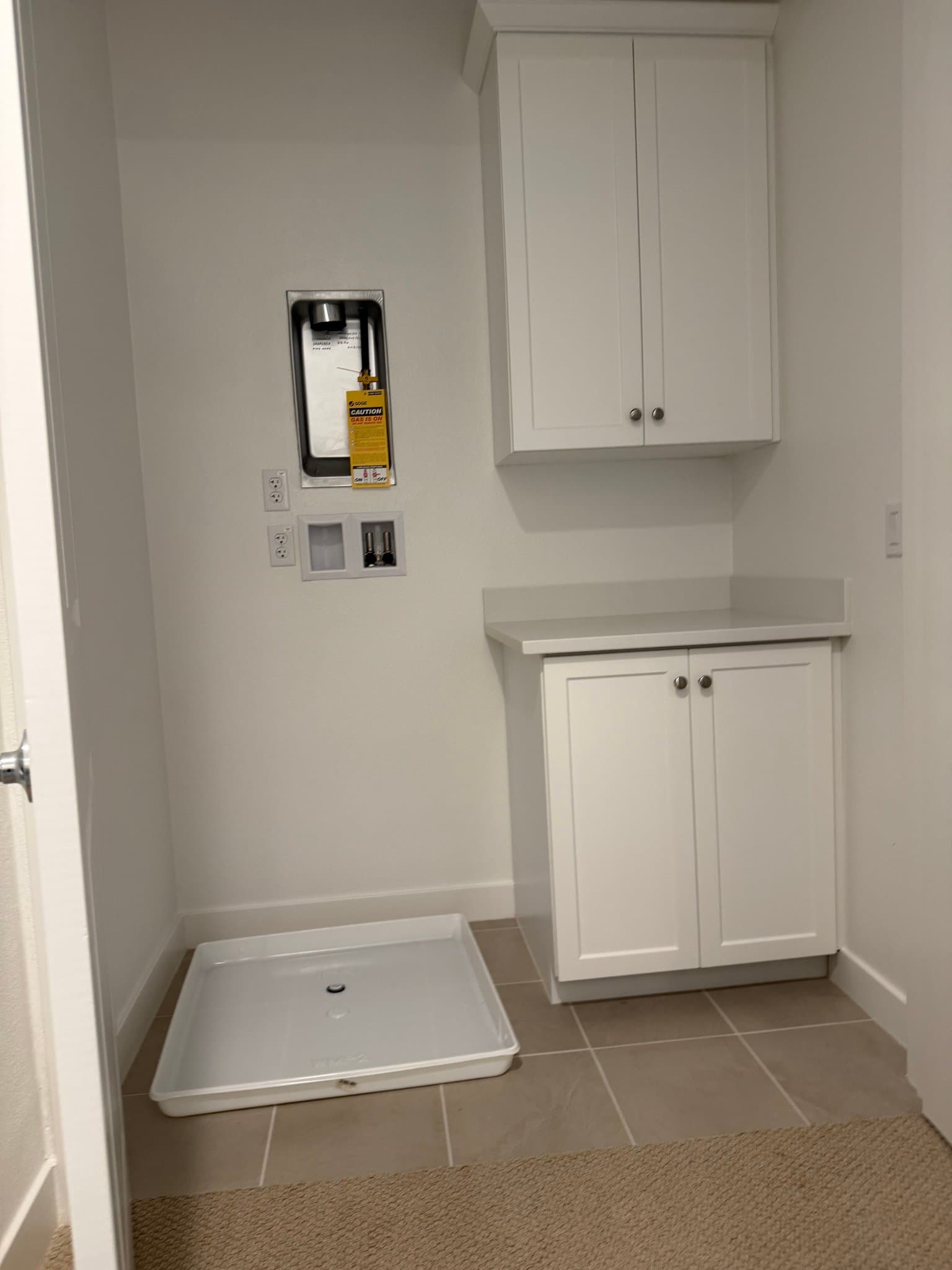 Escondido Townhome: 2216 S. Ava Glen