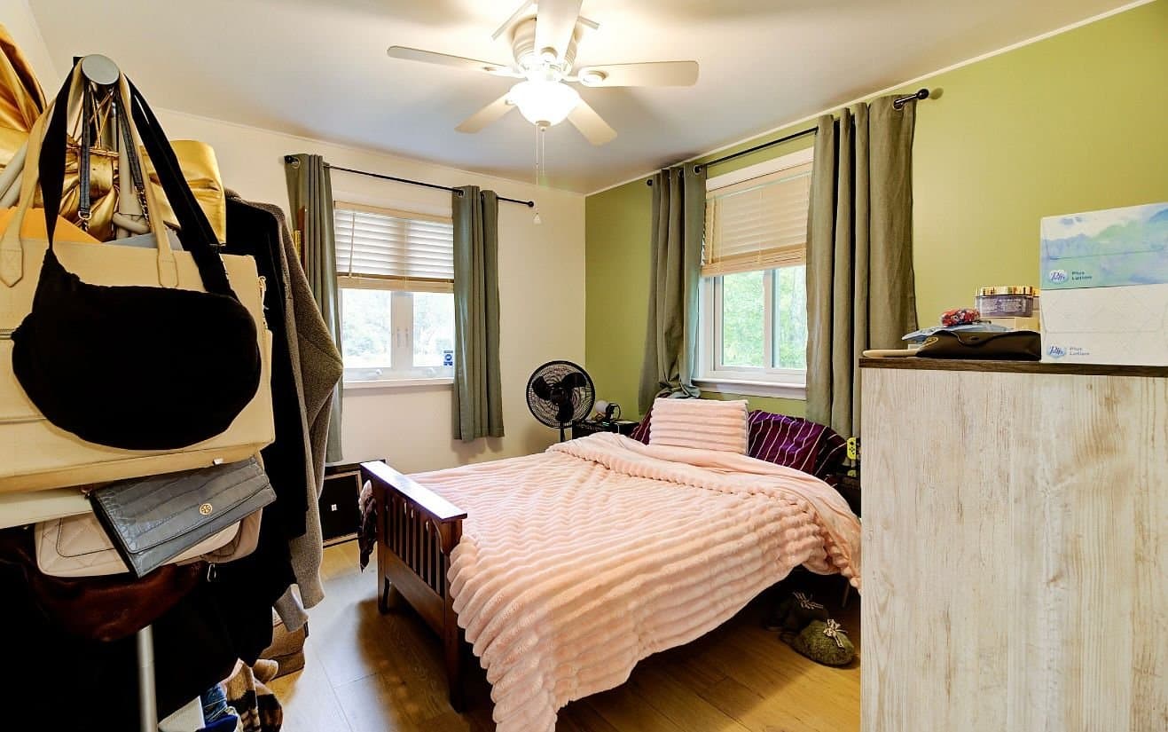 North Scituate House: 188 Snake Hill Rd