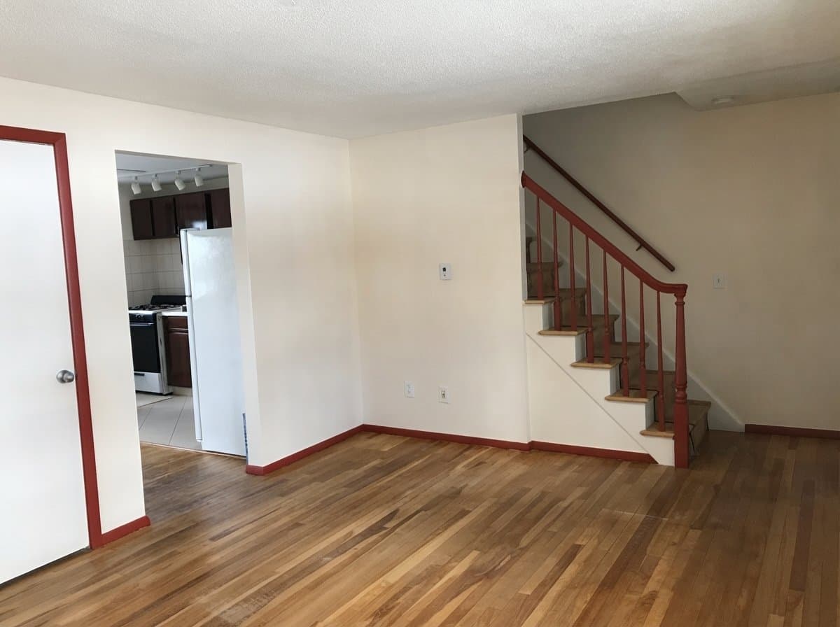 Oakdale Condo: 6 Carolina Dr