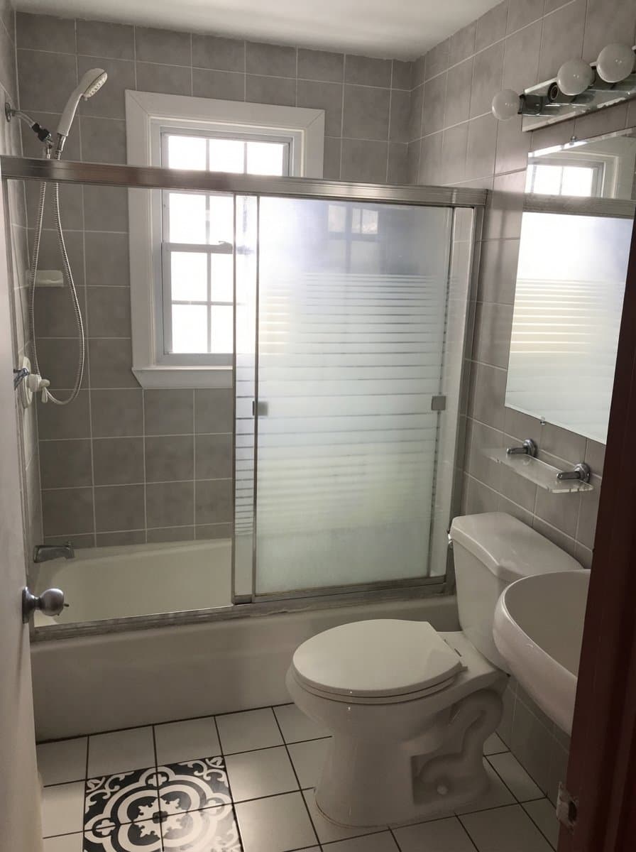 Oakdale Condo: 6 Carolina Dr