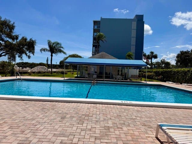 Boca Raton Condo: 5700 NW 2nd Avenue N 608
