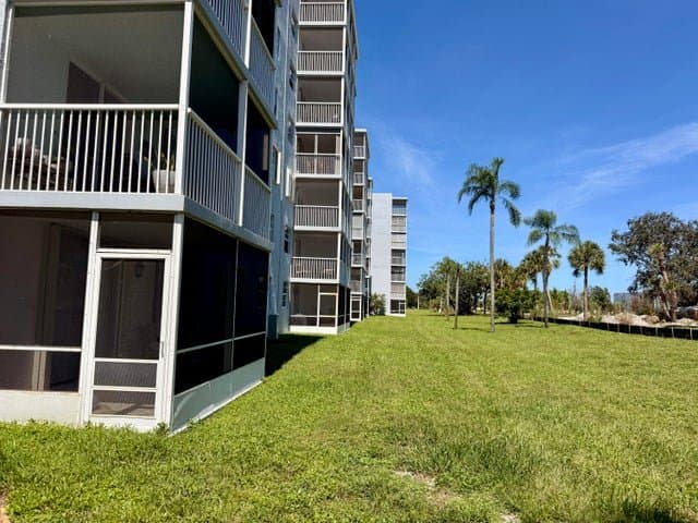 Boca Raton Condo: 5700 NW 2nd Avenue N 608
