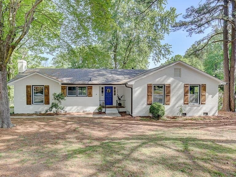 Raleigh House: 3404 Morningside Dr