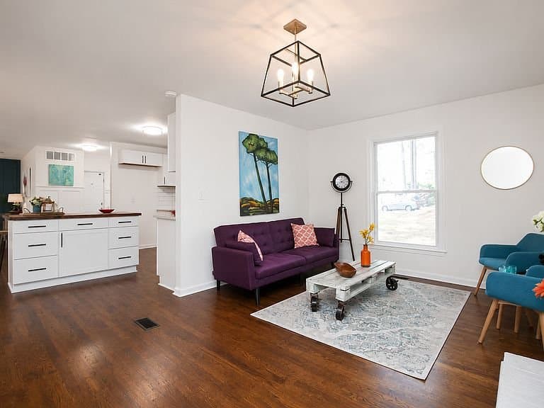 Raleigh House: 3404 Morningside Dr