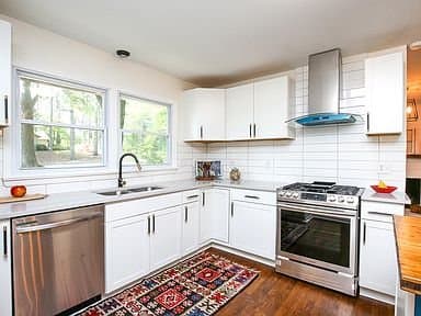 Raleigh House: 3404 Morningside Dr