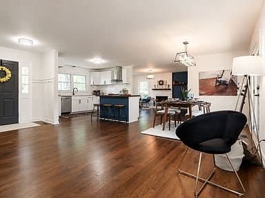 Raleigh House: 3404 Morningside Dr