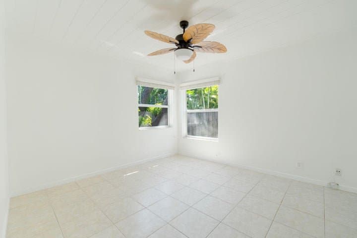 Delray Beach Condo: 214 NE 11th Street #B