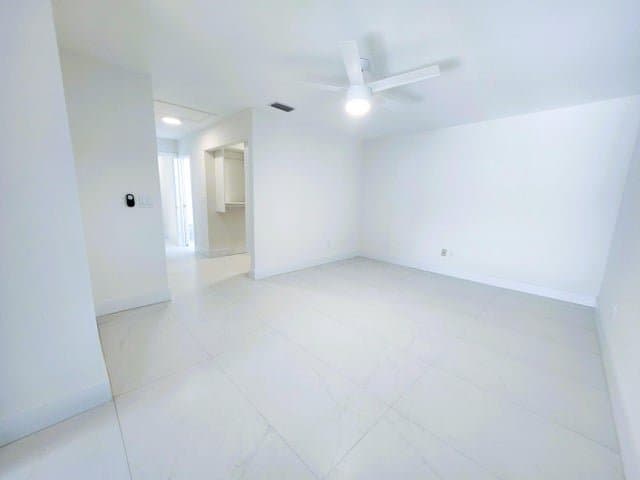 Delray Beach Condo: 30 Pelican Pointe Dr Apt 201