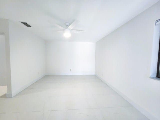 Delray Beach Condo: 30 Pelican Pointe Dr Apt 201