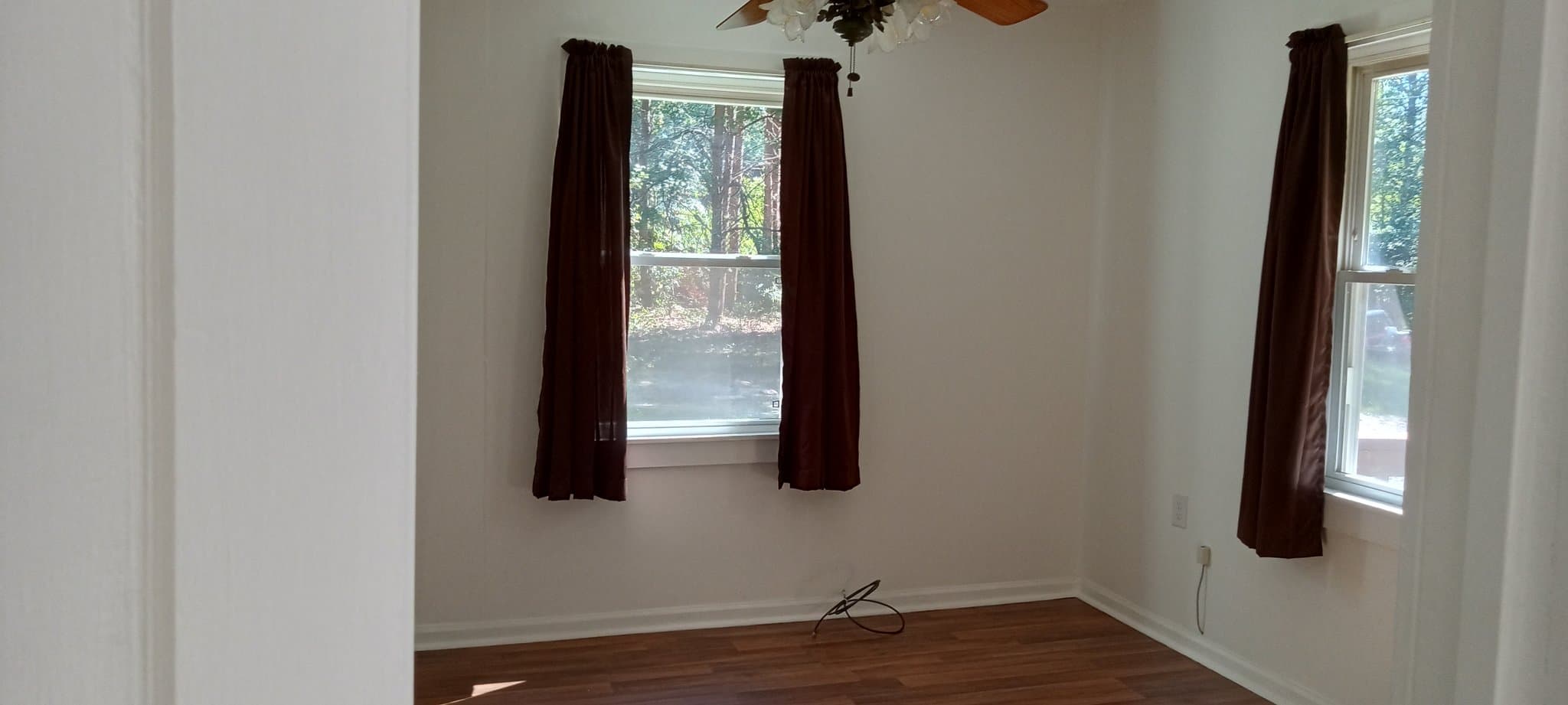Inman House: 240 Waters Rd