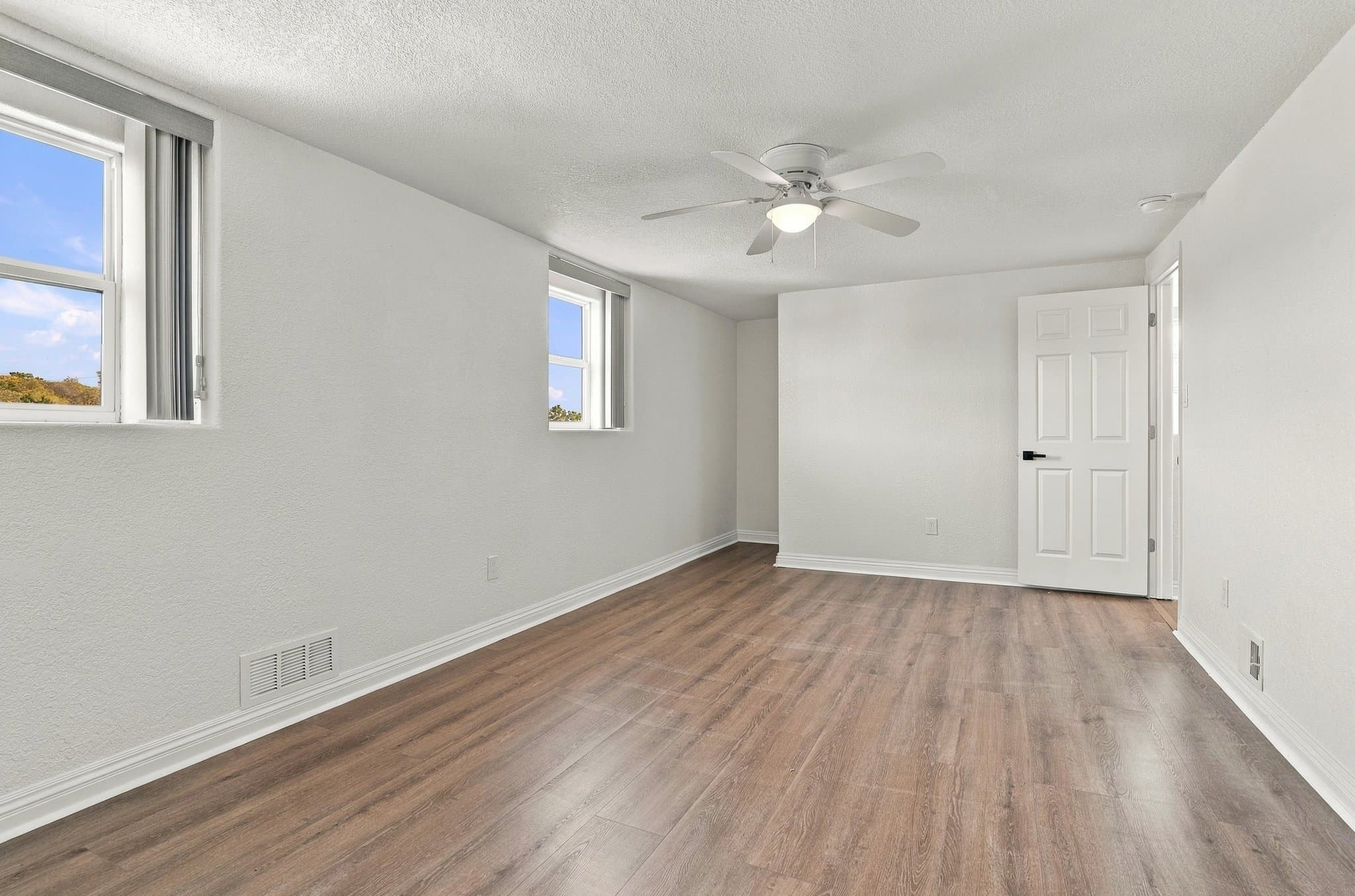 Bethel Park House: 5560 Clarene Dr