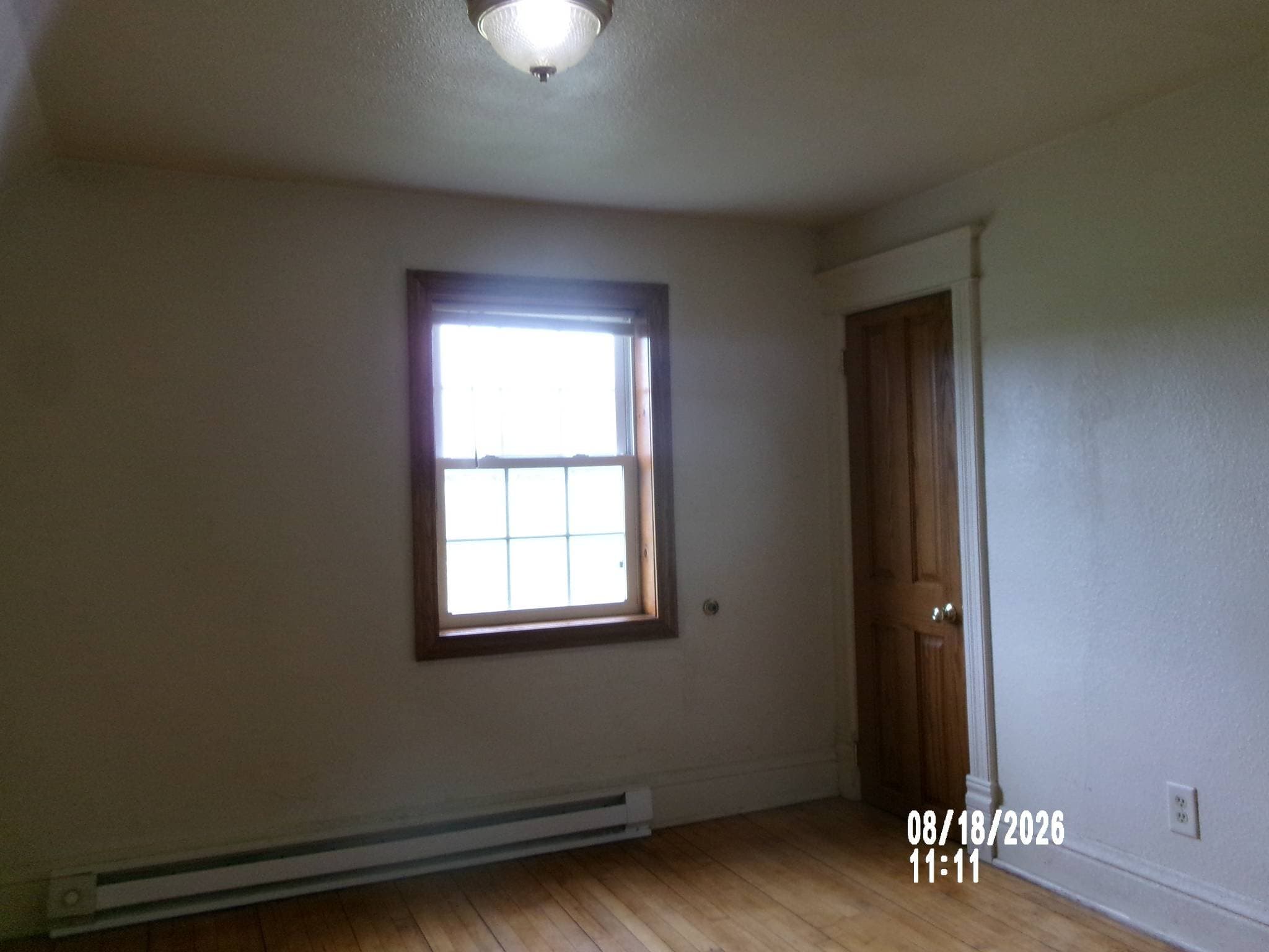 Tigerton House: W16585 Dent Creek Rd