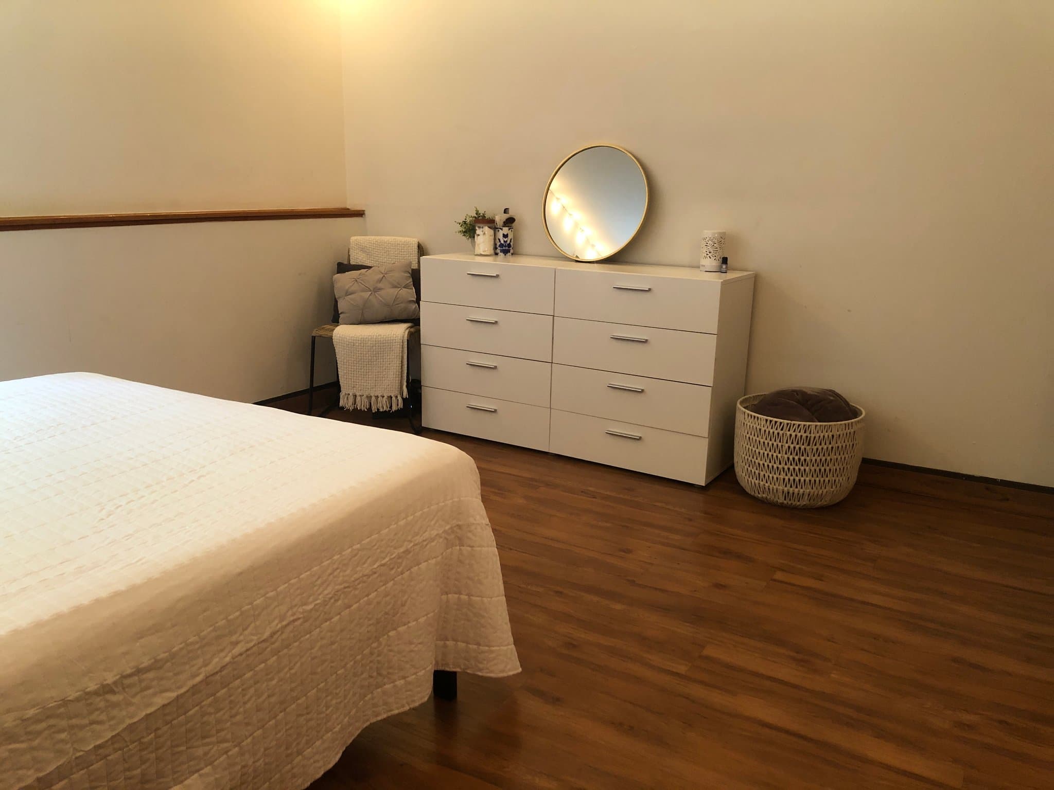 Upton Apartment: 164 Main St