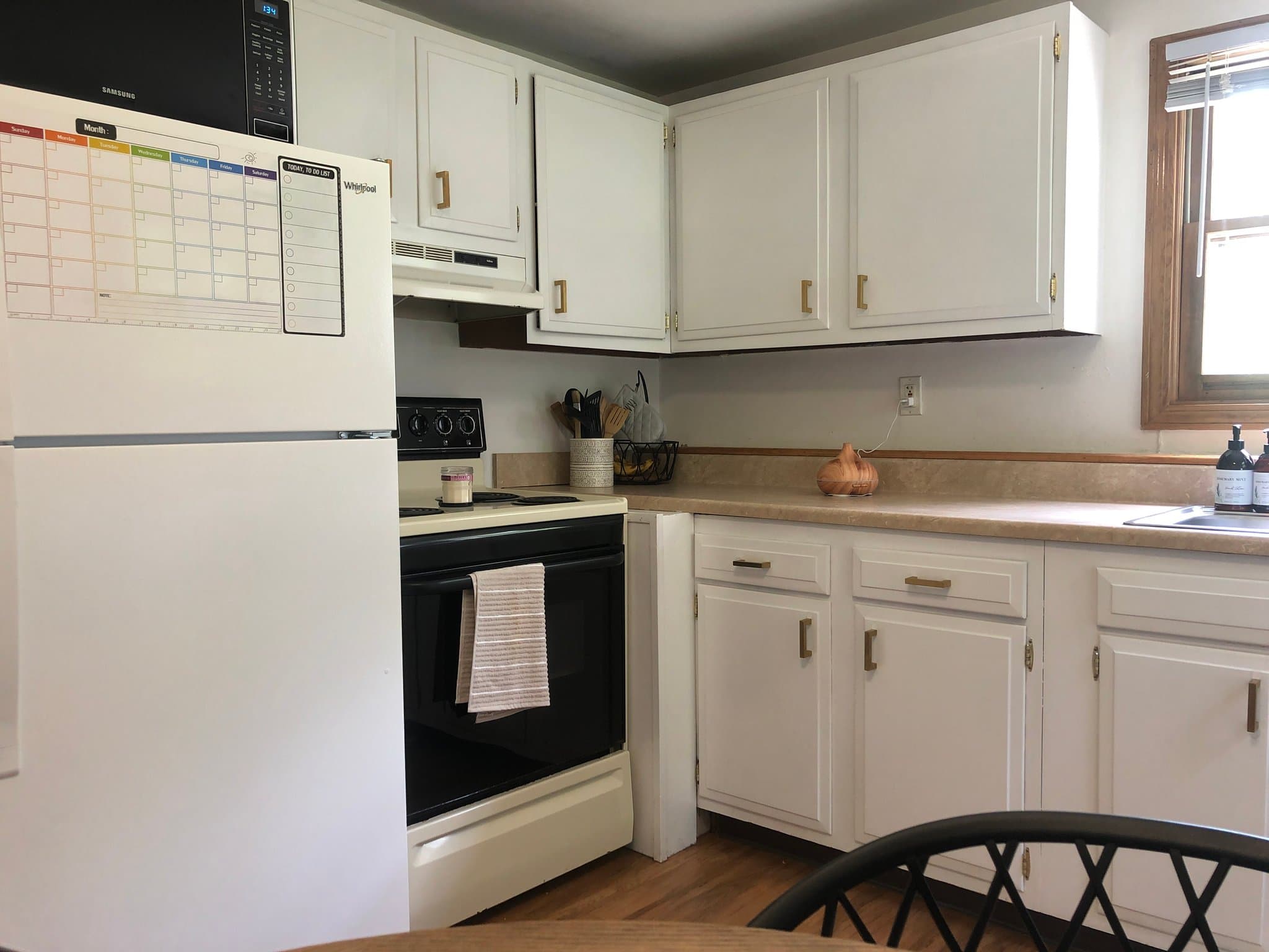 Upton Apartment: 164 Main St