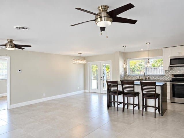 Boca Raton House: 266 SW 12th St