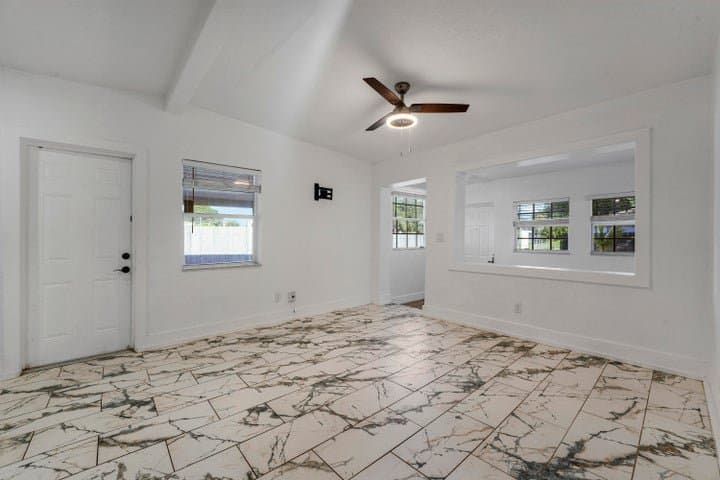 Lake Worth House: 130 Plum Tree Drive