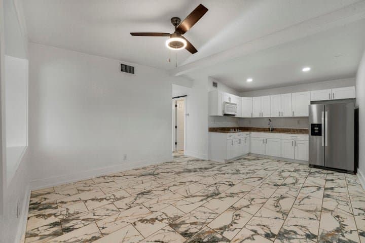 Lake Worth House: 130 Plum Tree Drive
