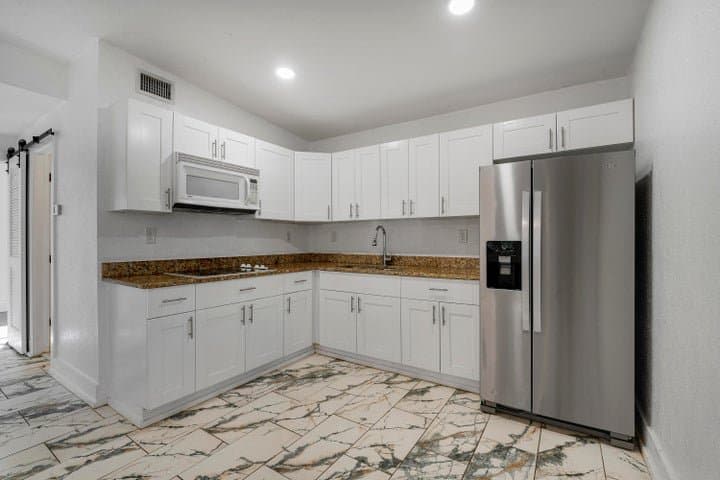 Lake Worth House: 130 Plum Tree Drive