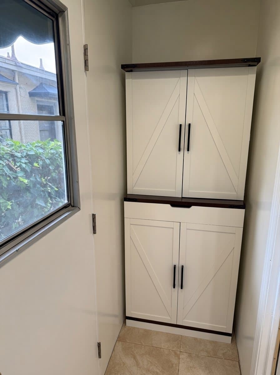 Montrose Apartment: 2320 Mira Vista Ave